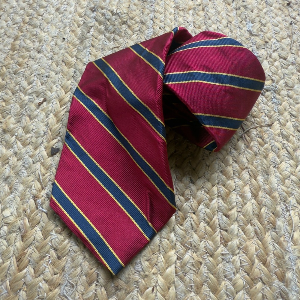 Brooks Brothers 346 Mens Red Navy Blue Gold Striped Silk Repp Tie